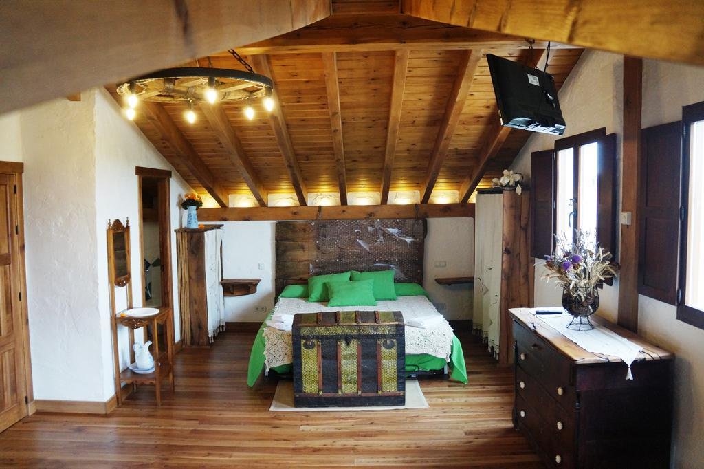 Casa Rural Bioenergetica La Serrezuela Olmos de Atapuerca 外观 照片